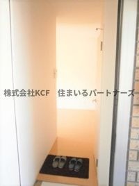 明るい玄関です