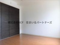 コンパクトで使いやすい洋室です
