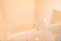 日々の疲れを癒すお風呂付です
