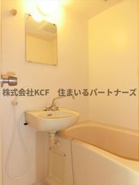 落ち着いた空間のお風呂です