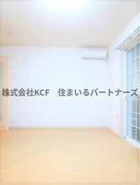 ゆったりした洋室です