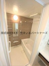 コンパクトで使いやすいお風呂です