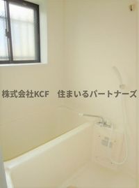 コンパクトで使いやすいお風呂です
