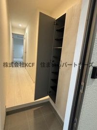 明るい玄関です