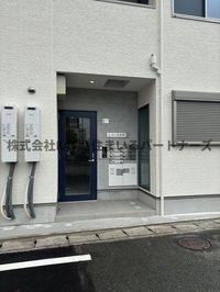 毎日通るエントランスはこのようになっています