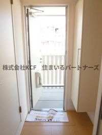 落ち着いた玄関です