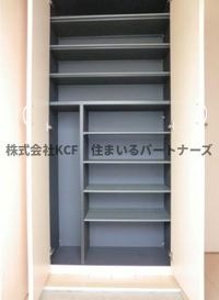 明るい玄関です