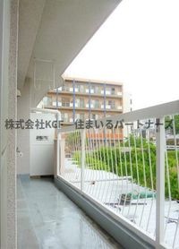陽当たり良好なバルコニーです