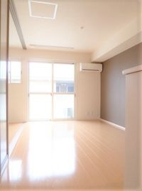 こちらのリビングで趣味の時間をお楽しみください