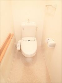 ゆったりとした空間のトイレです