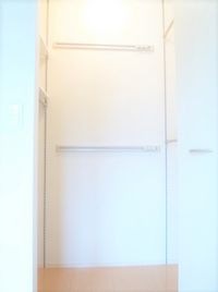 たっぷりとした収納スペースです