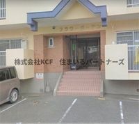 清潔なエントランスです