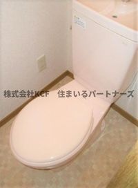 コンパクトで使いやすいトイレです