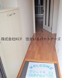 落ち着いた玄関です