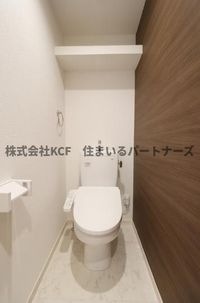 清潔感のあるトイレです