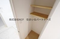 たっぷりとした収納スペースです
