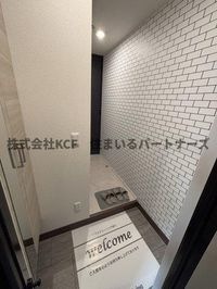 収納もある玄関です