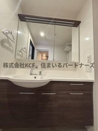 忙しい朝には欠かせない洗面所です