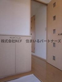 落ち着いた玄関です