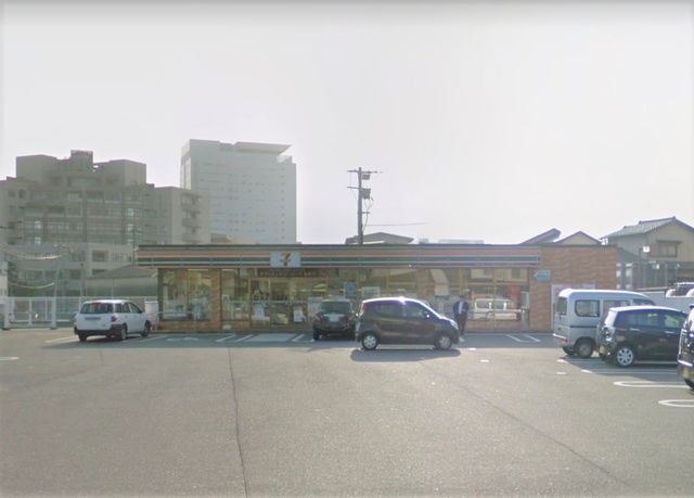セブンイレブン 久留米津福本町店