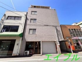 岡山市北区野田屋町2丁目の外観