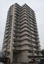 グローリアス西尾桜町の外観
