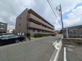サンヒルズ石塚の外観