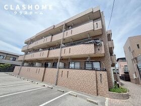 バトー・アントレの外観