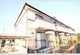 ファミール 新の外観