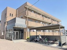 バトー・モンテの外観
