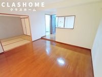 同物件の別部屋になります。
