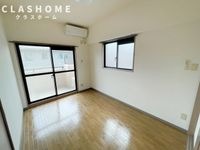 同物件の別部屋になります。