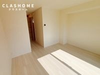 同物件の別部屋になります。