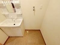 同物件の別部屋になります。