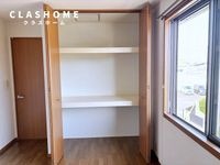 同物件の別部屋になります。
