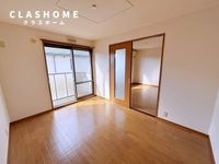 同物件の別部屋になります。
