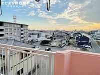 同物件の別部屋になります。