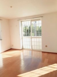 こちらのリビングで趣味の時間をお楽しみください