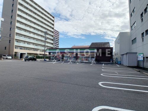 ファミリーマート 知立駅南店