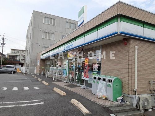ファミリーマート 大府共栄店