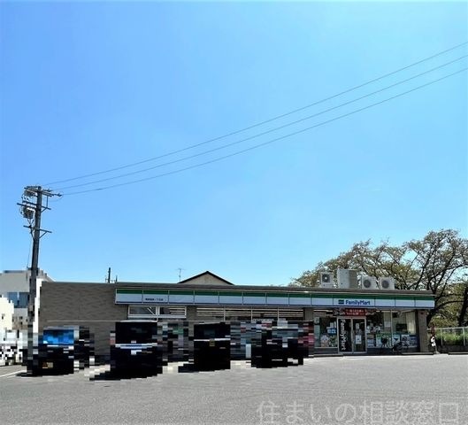 写真：ファミリーマート岡崎稲熊一丁目店