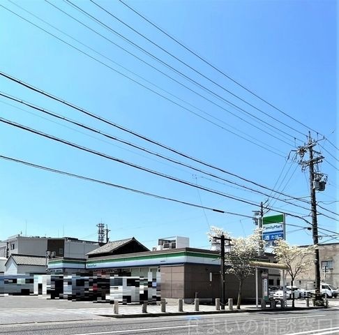 ファミリーマート岡崎両町店