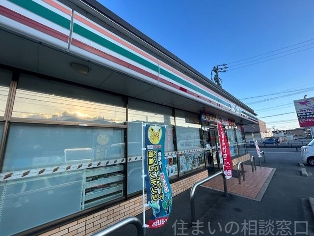 セブンイレブン幸田六栗店