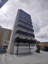 川西市中央町の外観