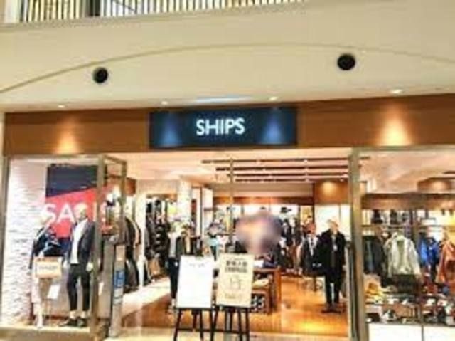 SHIPS　OUTLET神戸店