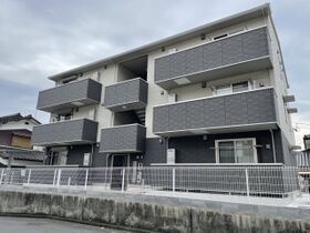 PARAS TOKUYAMAの外観