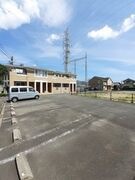 車をお持ちの方に嬉しい駐車場付きの物件です