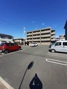 駐車場完備です