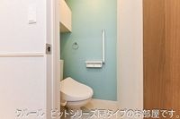 コンパクトで使いやすいトイレです