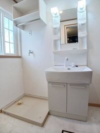 コンパクトで使いやすい洗面所